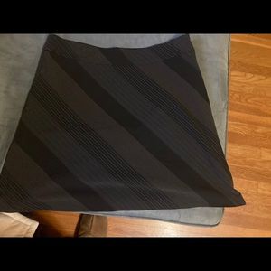 Old navy knee length skirt